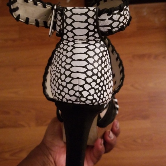 ALDO HEELS - Picture 5 of 7